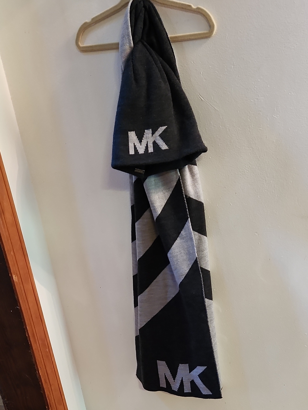 Michael Kors Black & Gray MK Logo Knit Hat and Scarf Set